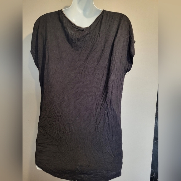 Black and Gray Floral Women's Top - Picture 2 of 5